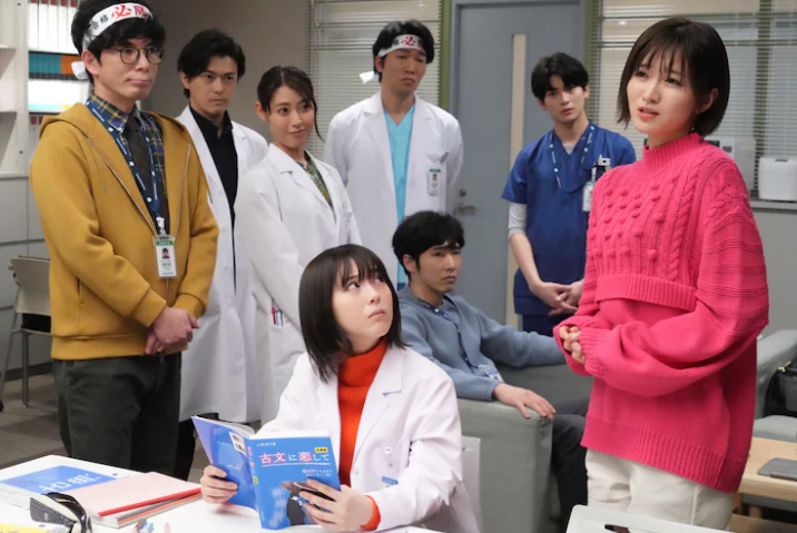 浜辺美波新剧《白色医生》特别篇3月28日播出 神秘医术揭秘