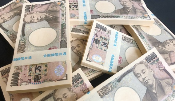 网络名人发起了“我这辈子想尝试一次”的计划，当场花费了1亿日元。