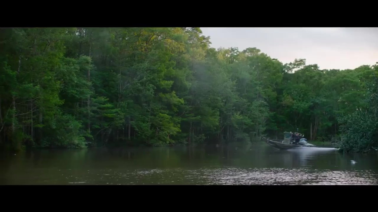 畅销小说改编《蝲蛄吟唱的地方》中字预告 7月1日上映