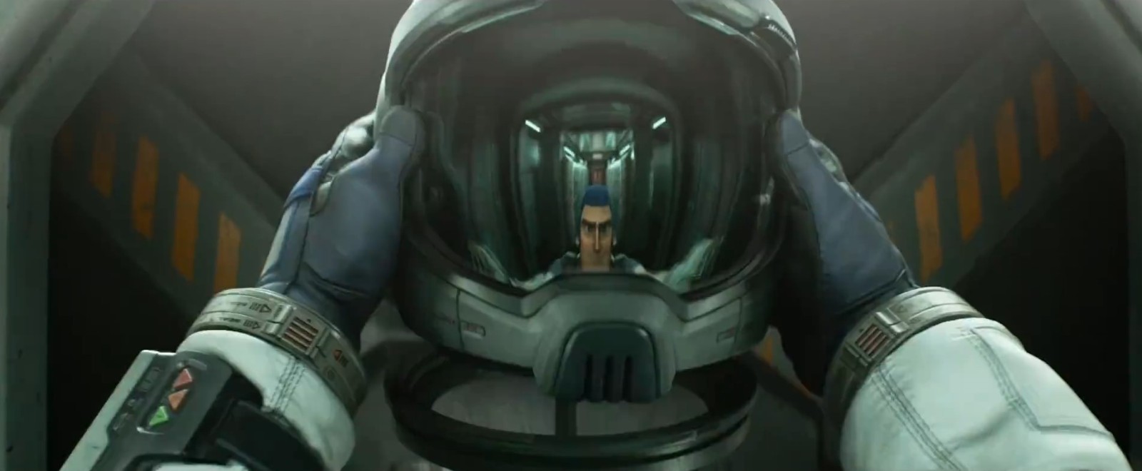 皮克斯“巴斯光年”单人动画电影《光年正传》新预告