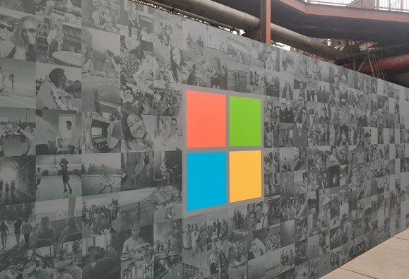 微软开发Android和Windows的深度集成，创造互动体验