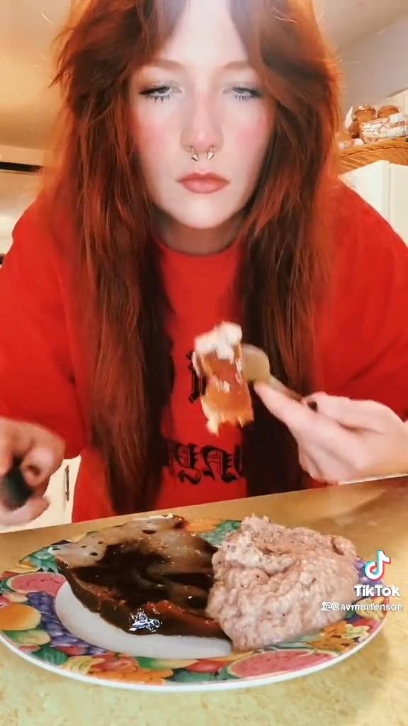 为了玩上《艾尔登法环》 玩家吃了17天“被诅咒食物”