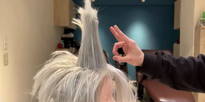 高玩发型师完美打造高难动漫角色发型 JOJO波鲁纳雷夫再现