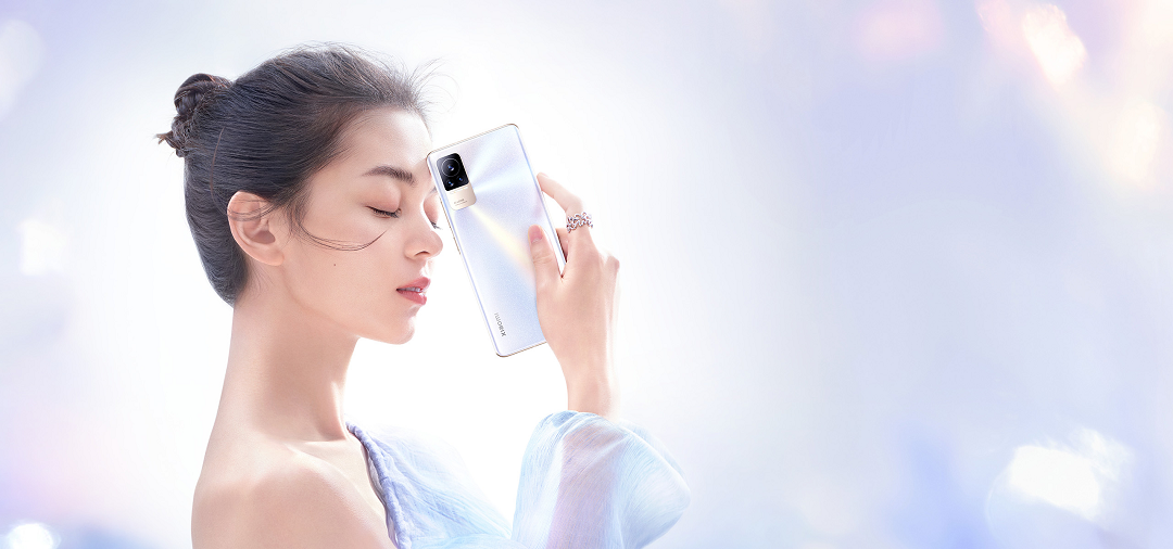 2299元！小米Civi  1S成了：好评率接近100%