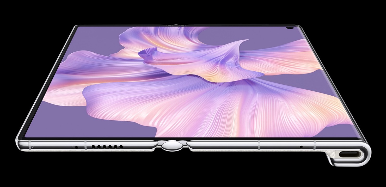 华为MateXs2折叠旗舰今日开售：9999元起。