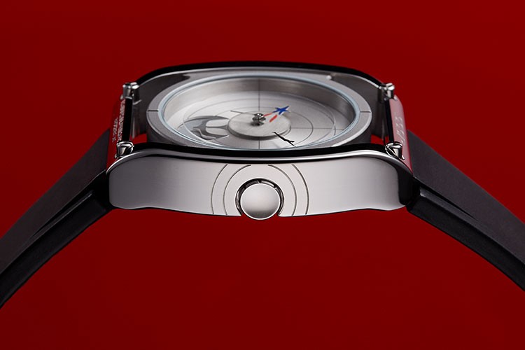 索尼推《新•奥特曼》联动智能手表wena3 极简设计格调高雅