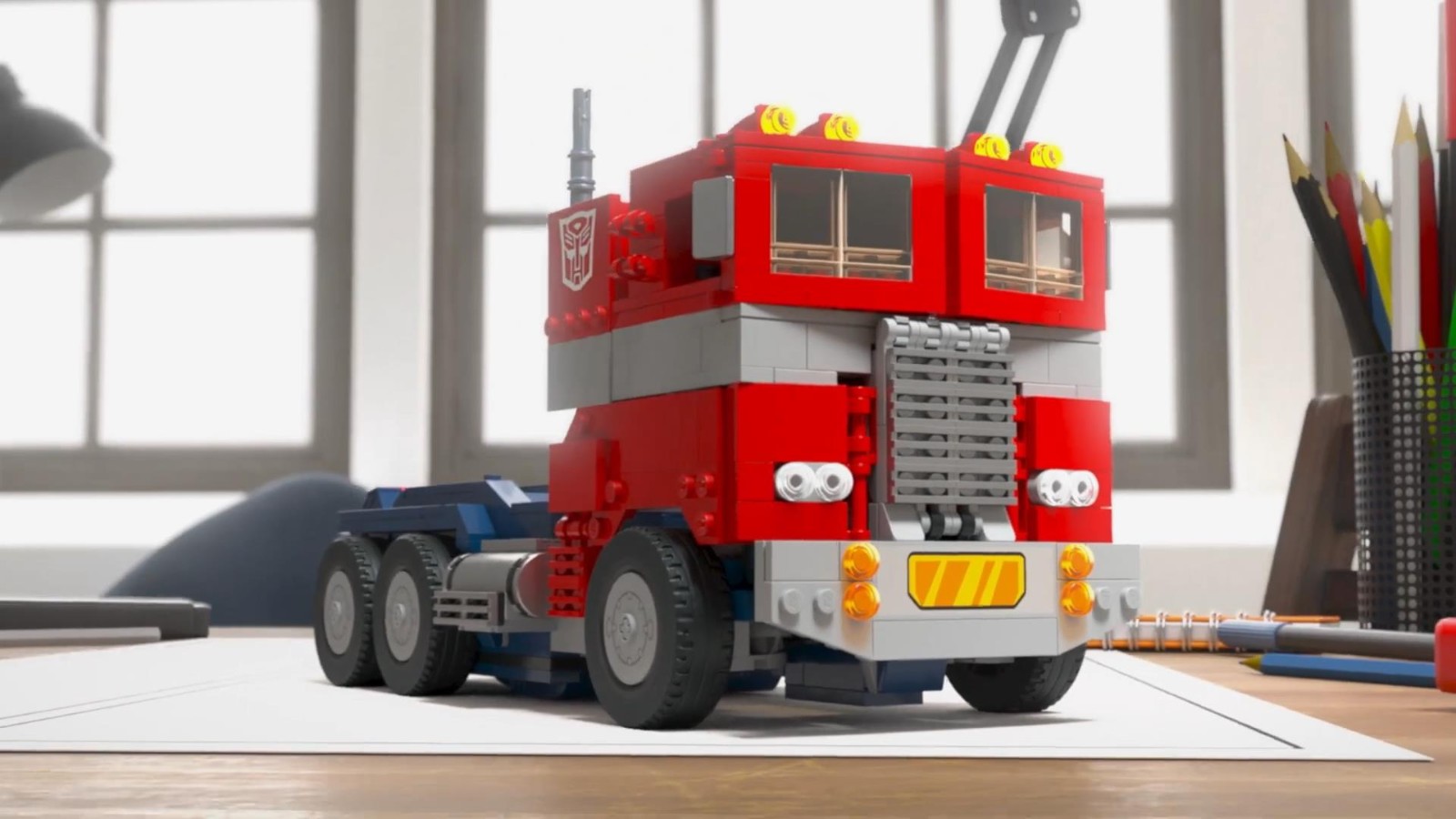 乐高推出《变形金刚》G1擎天柱 六一发布售价170美元