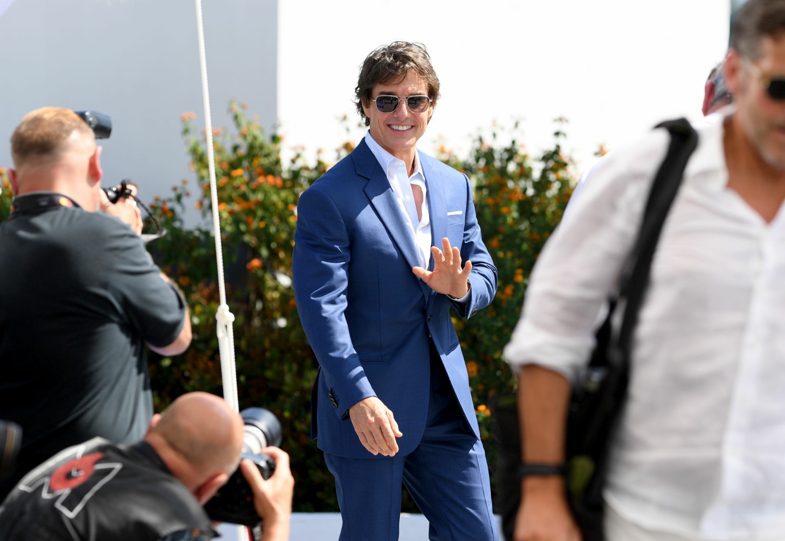 《壮志凌云2》戛纳首映礼图赏 阿汤哥帅气亮相