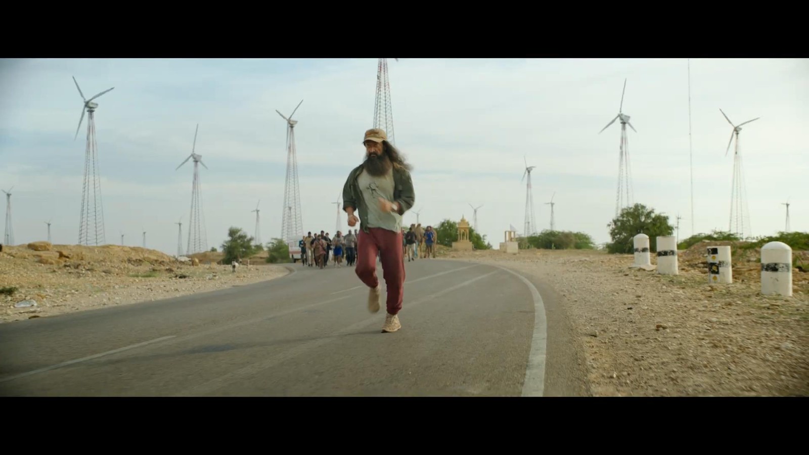 印度版《阿甘正传》正式预告 名场面和名台词重现