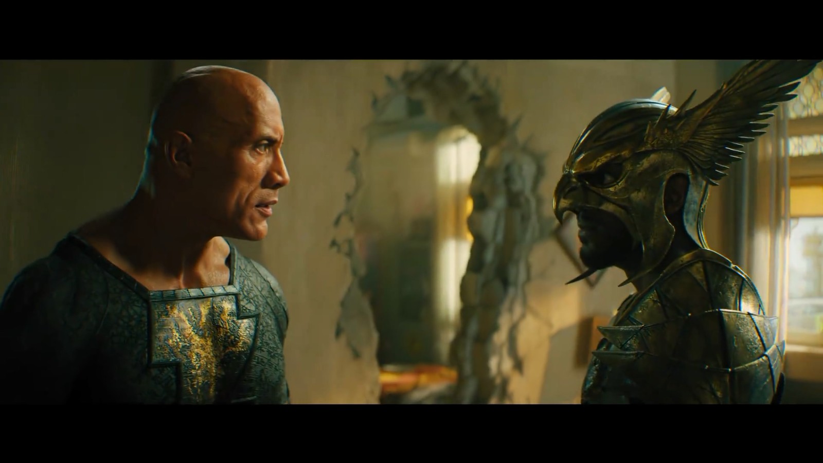 《黑亚当》首曝正式预告 巨石强森战力惊人