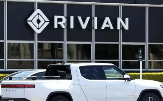 马斯克叮嘱竞争对手 除非大幅削减成本否则会破产