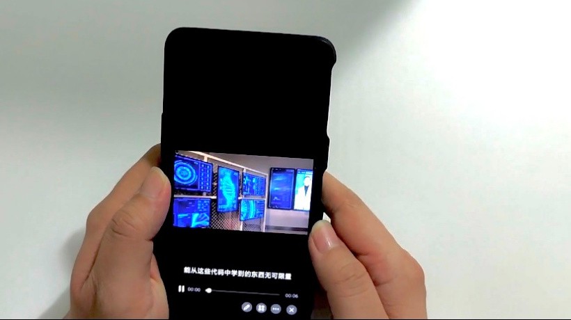 腾讯在线智能视频字幕功能:AI实时字幕支持普通话。
