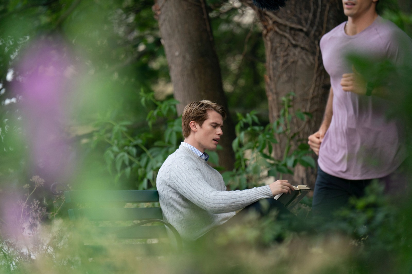 同性爱情电影《星条红与皇室蓝》曝光片场照