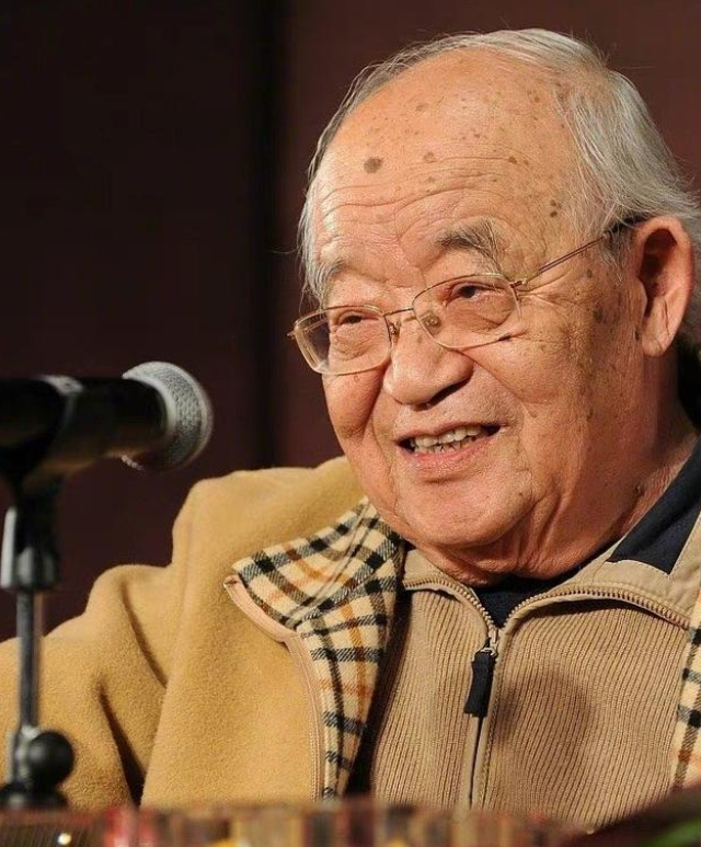 著名词作家乔羽去世 代表作《我的祖国》《难忘今宵》等