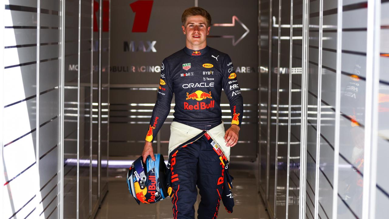 职业车手在《使命召唤：战区》中爆粗口 车队直接宣布禁赛