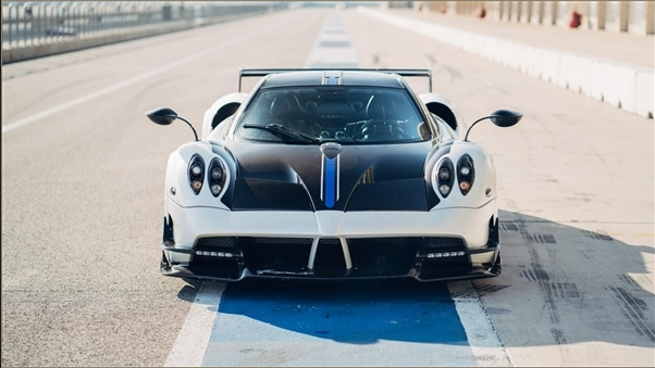 帕加尼放弃四年电动超跑研发：电池太重无操控感