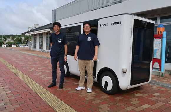 娱乐创意新玩法 索尼联合雅马哈推出移动虚拟真实体验车