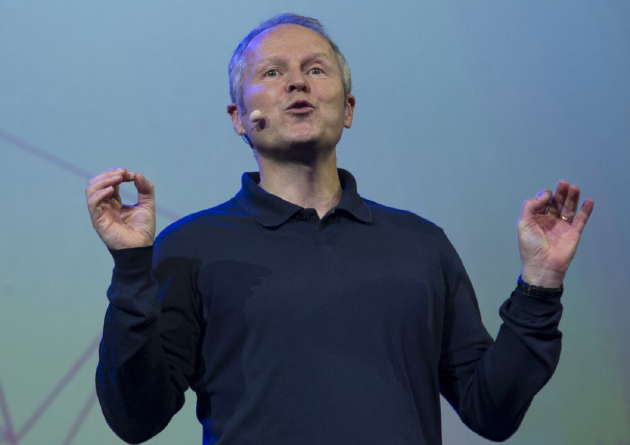 育碧CEO回应腾讯增持股份:公司仍完全独立，对类似合作持开放态度。