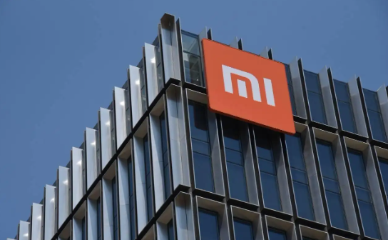 衬衫牛仔裤符合大男人的气质？回应雷军晒小米高管照片。