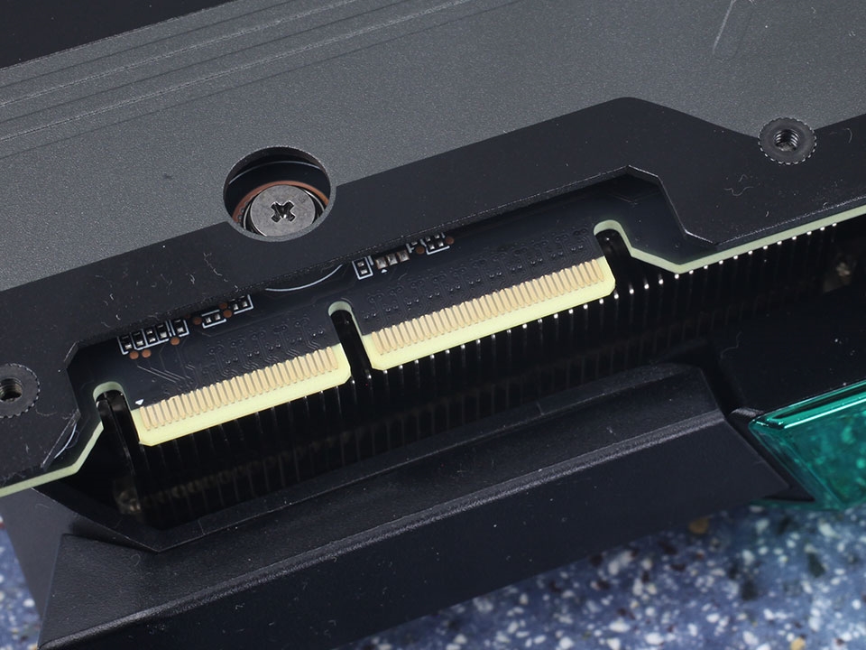 英伟达CEO黄仁勋亲口证实:SLI多卡技术彻底死了！