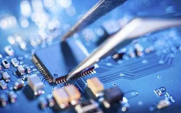 韩媒统计显示，韩国半导体企业只有3家，中国多达42家。