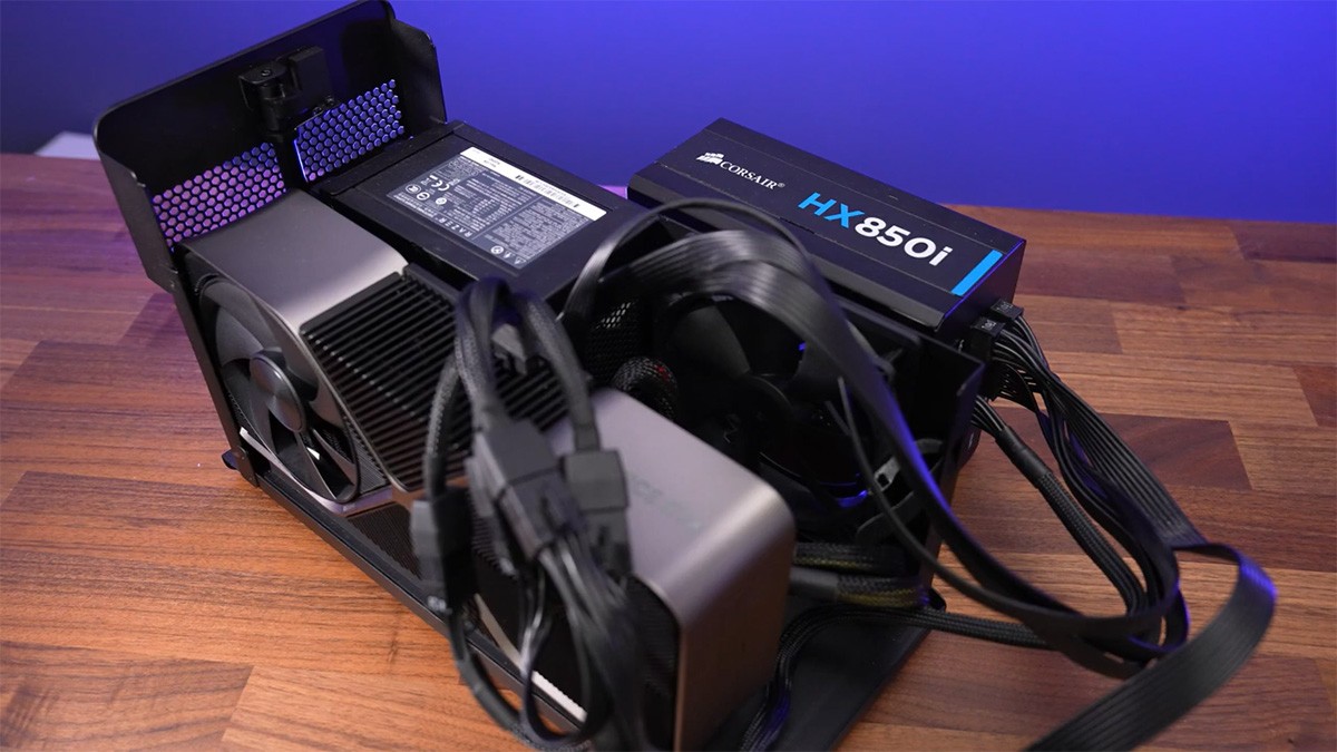 使RTX4090失去50%性能的使用Thunderbolt外部显卡坞站