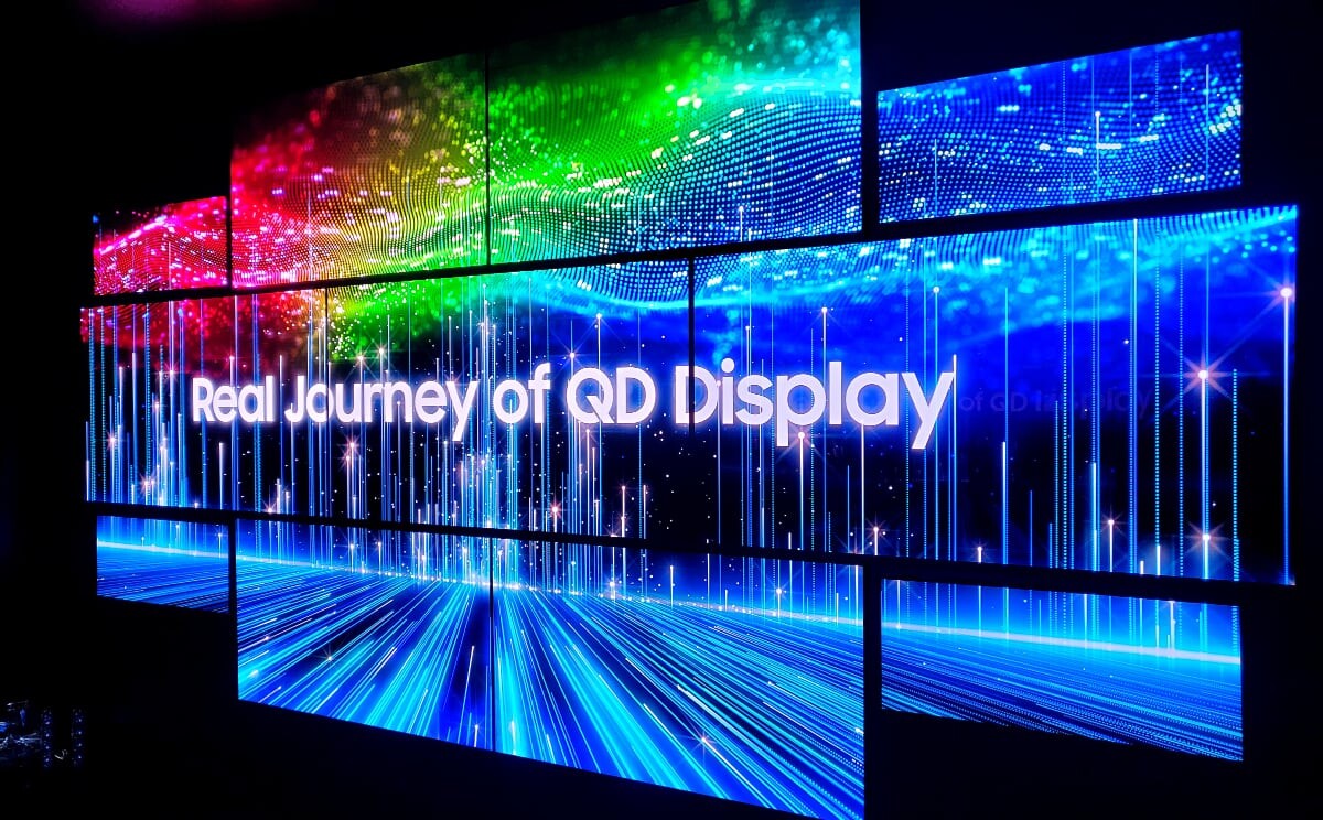 三星正在考虑为苹果生产27英寸的QD-有机发光二极管面板。