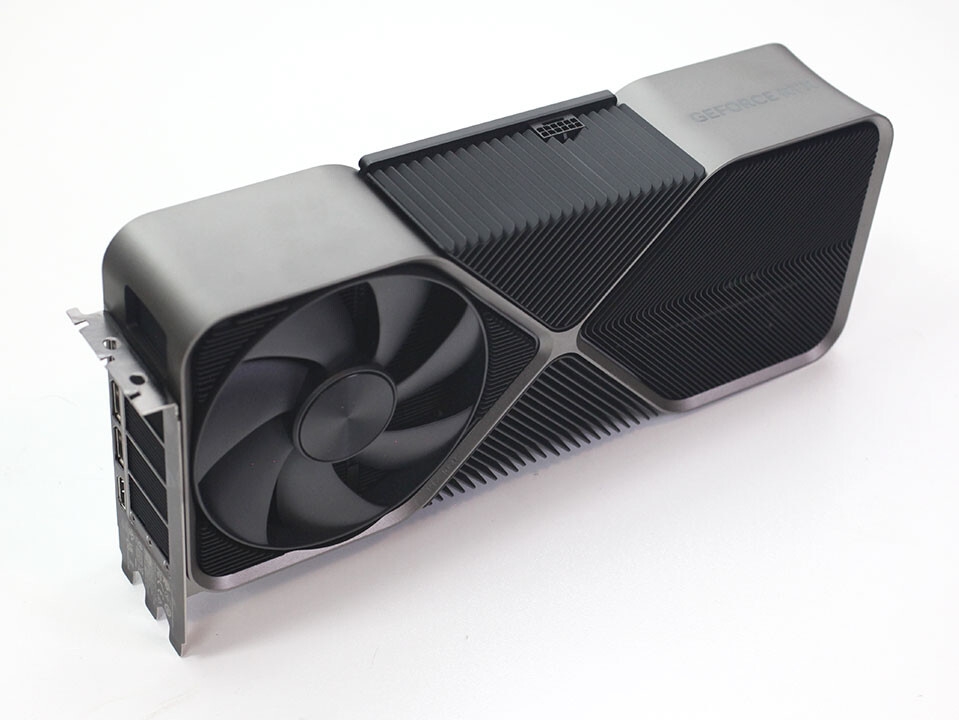 RTX4080搞砸了？在英国，一堆现货商品被忽视。