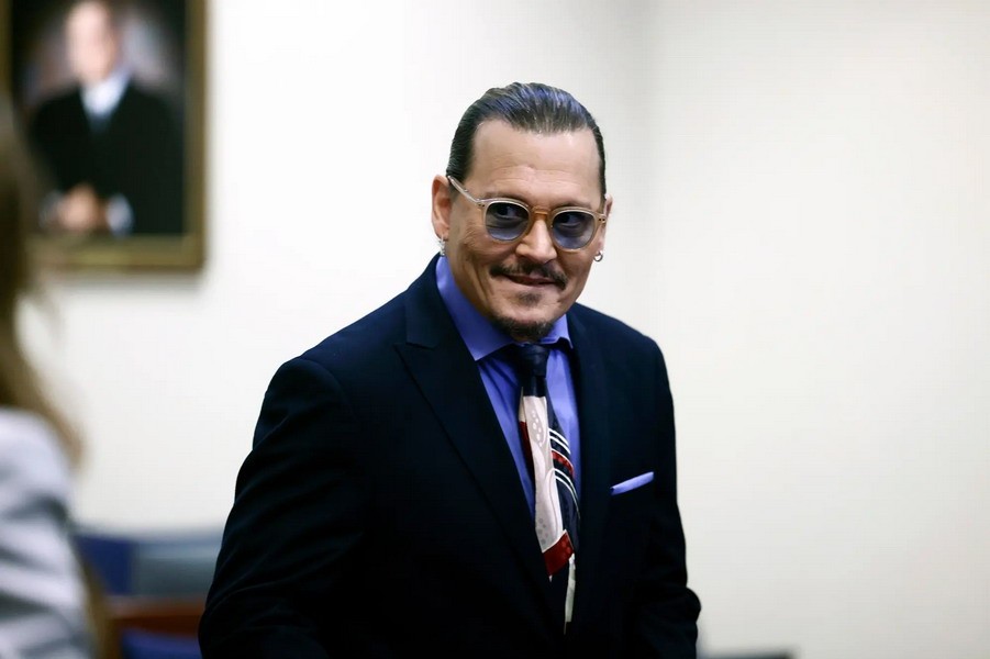 包括LGBTQ团体在内的130多个组织支持爱美白:不允许网友羞辱她