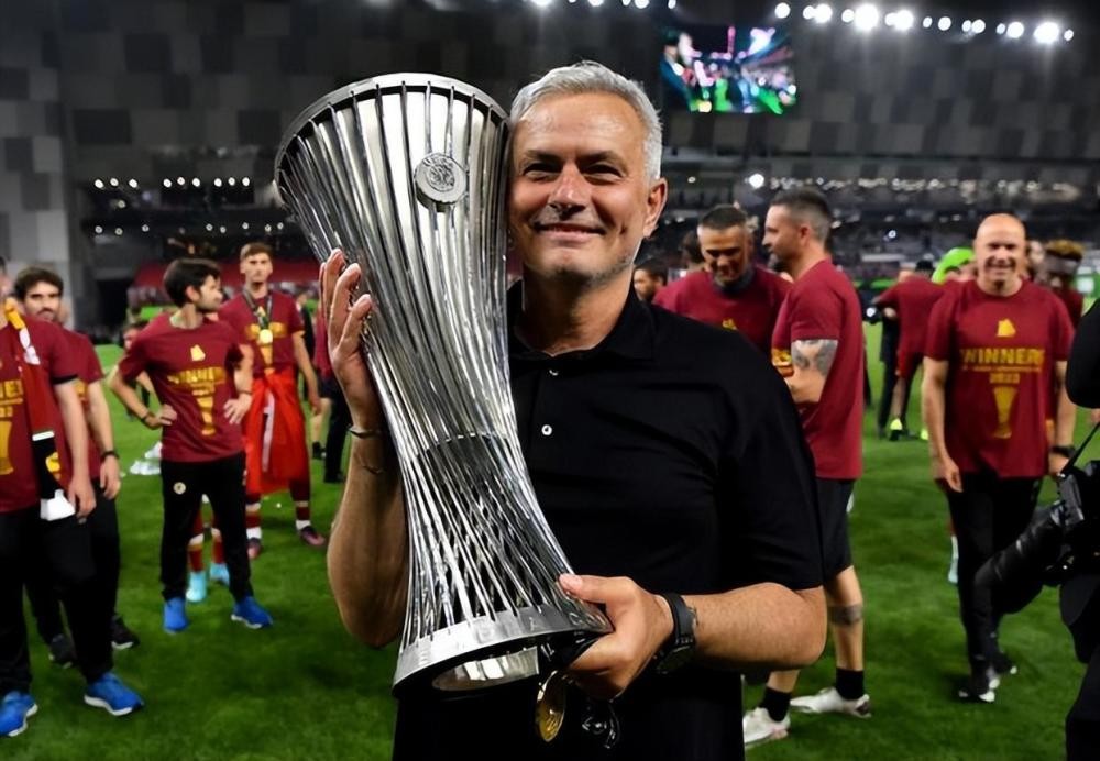 穆尼里奥拒绝执教中国男足，偏爱葡萄牙、巴西和阿根廷。