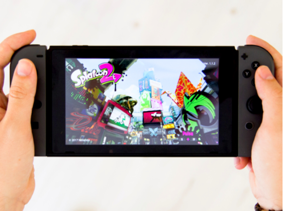 《斯普拉遁3》新广告被很多玩家吐槽，过于美化游戏生活。