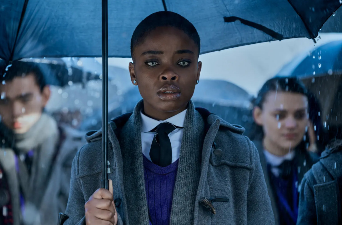 《星期三》所有被种族歧视的黑人都是坏人。