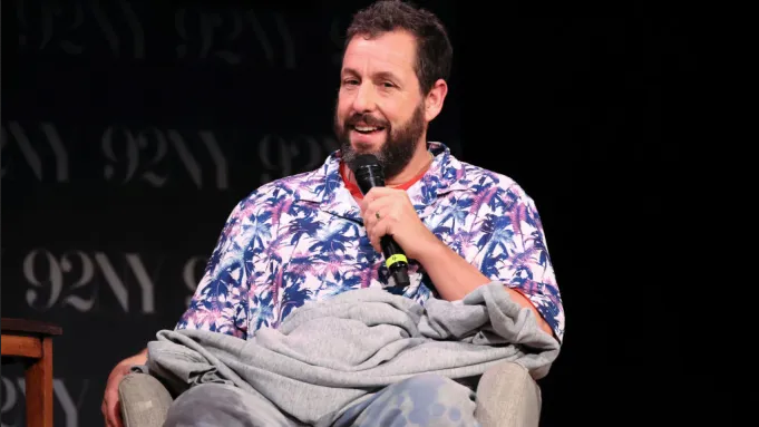 美国影星亚当·桑德勒回应评论家的恶评:没什么，我明白。