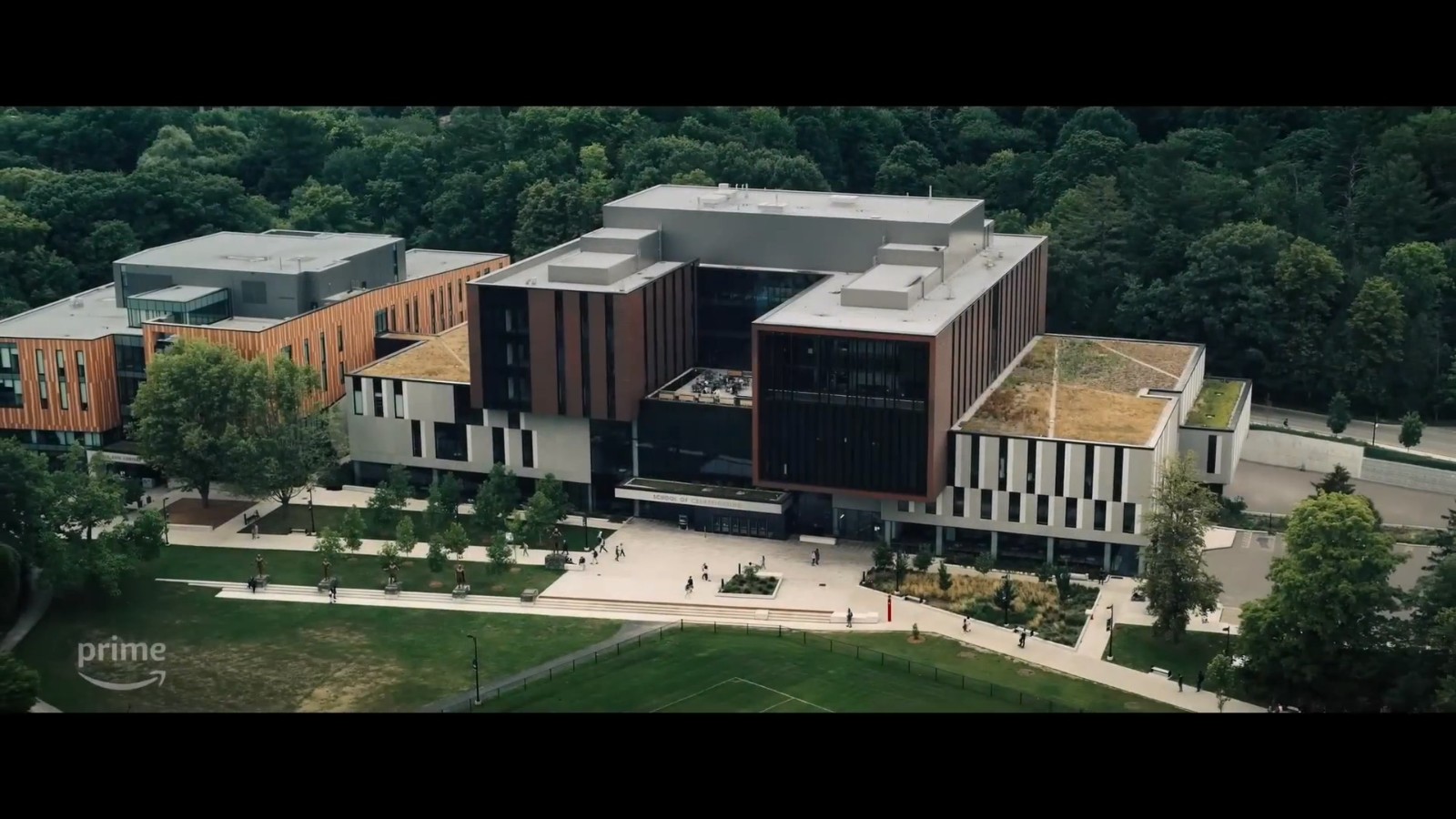 《黑袍纠察队》分拆《Gen V》第一部预告片