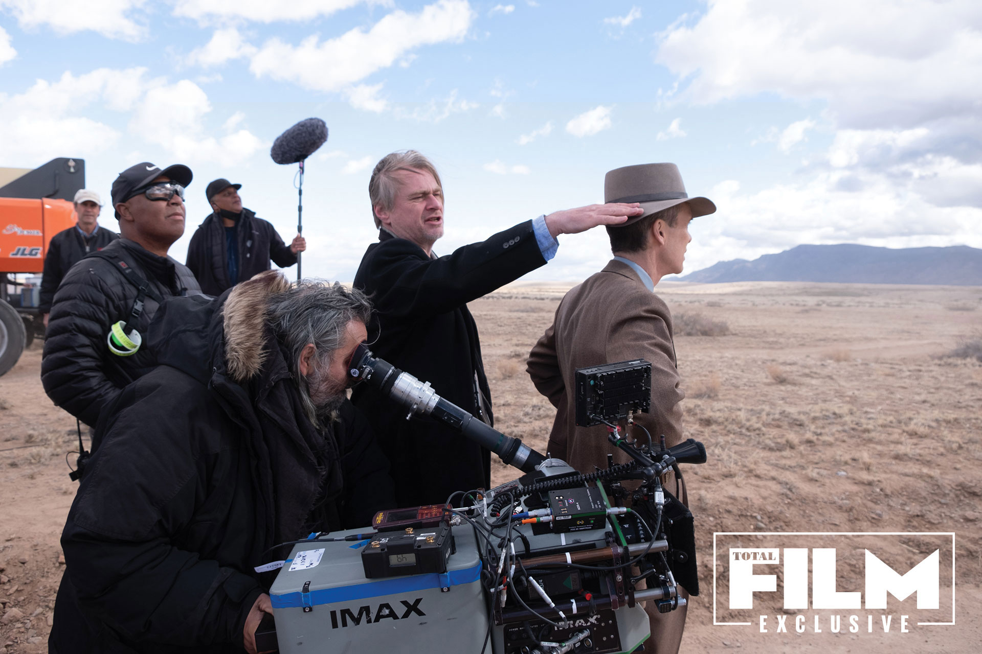 诺兰:《奥本海默》原子弹爆炸没有特殊的电脑效果。