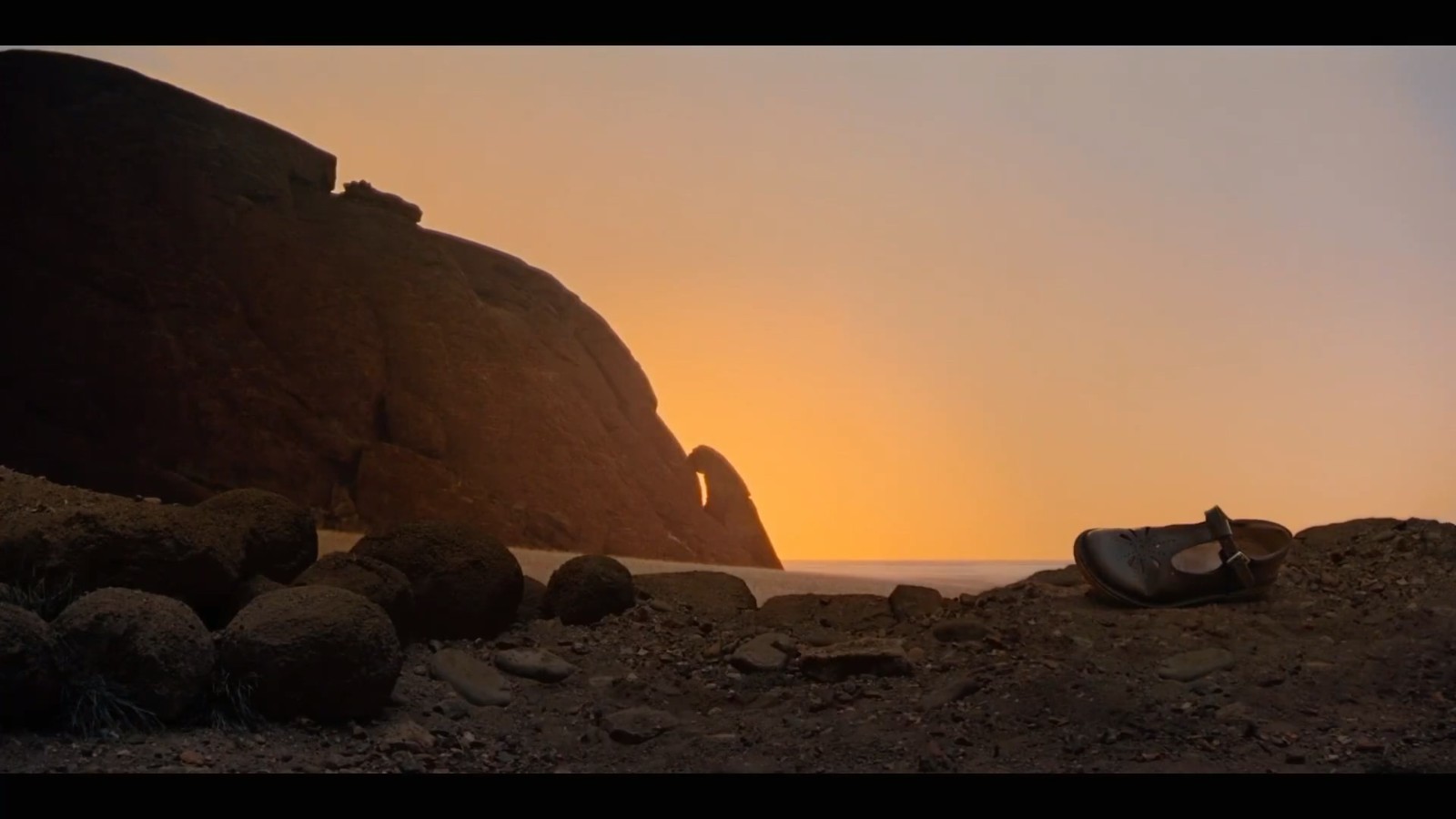 芭比娃娃真人电影《芭比》第一部预告将于7月21日上映。