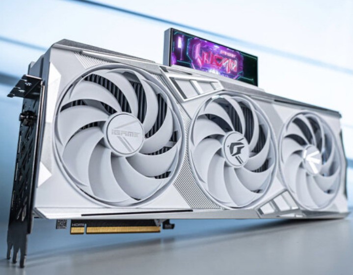 七彩虹RTX4090白色化身OC显卡架预订价格14999韩元