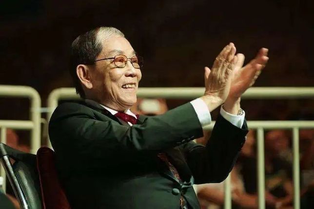 香港著名作曲家顾嘉辉92岁的代表作《上海滩》