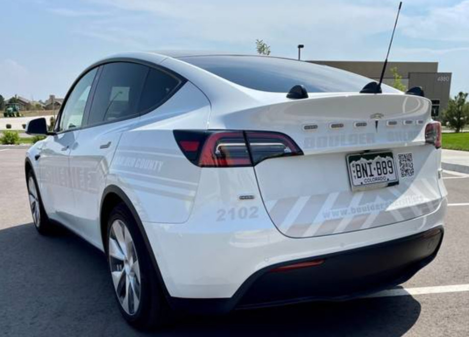 本周，特斯拉的股价一周内上涨了33%