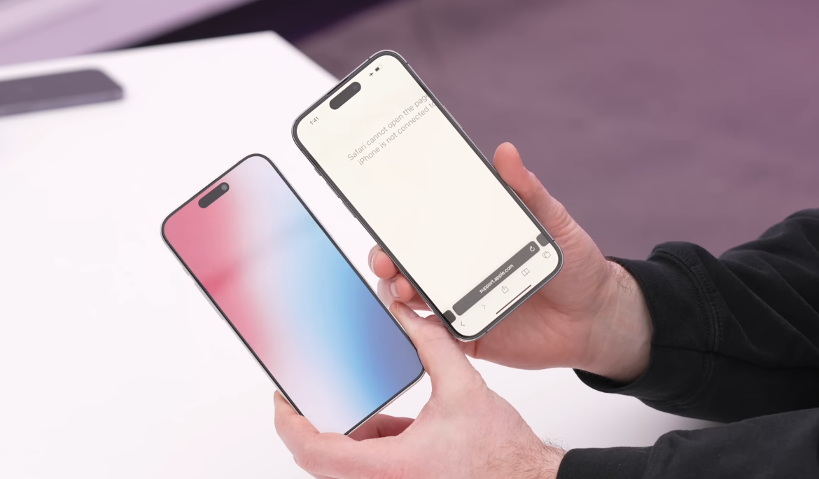 IPhone15ProMax机型：超窄边框，Type-C接口
