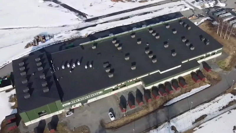 矿难后矿卡公司转型：38000显卡打包提供AI算力
