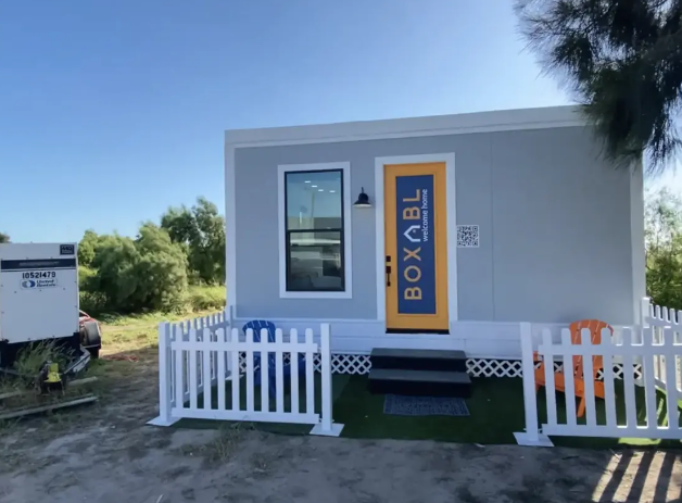 全球首富马斯克360000元主宅的内部被曝相当简朴朴素。
