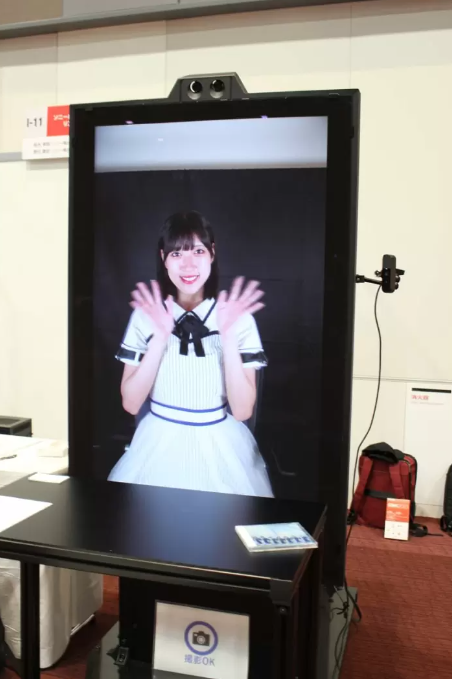 索尼在游戏开发大会上展示酷科技可视空间立体显示器
