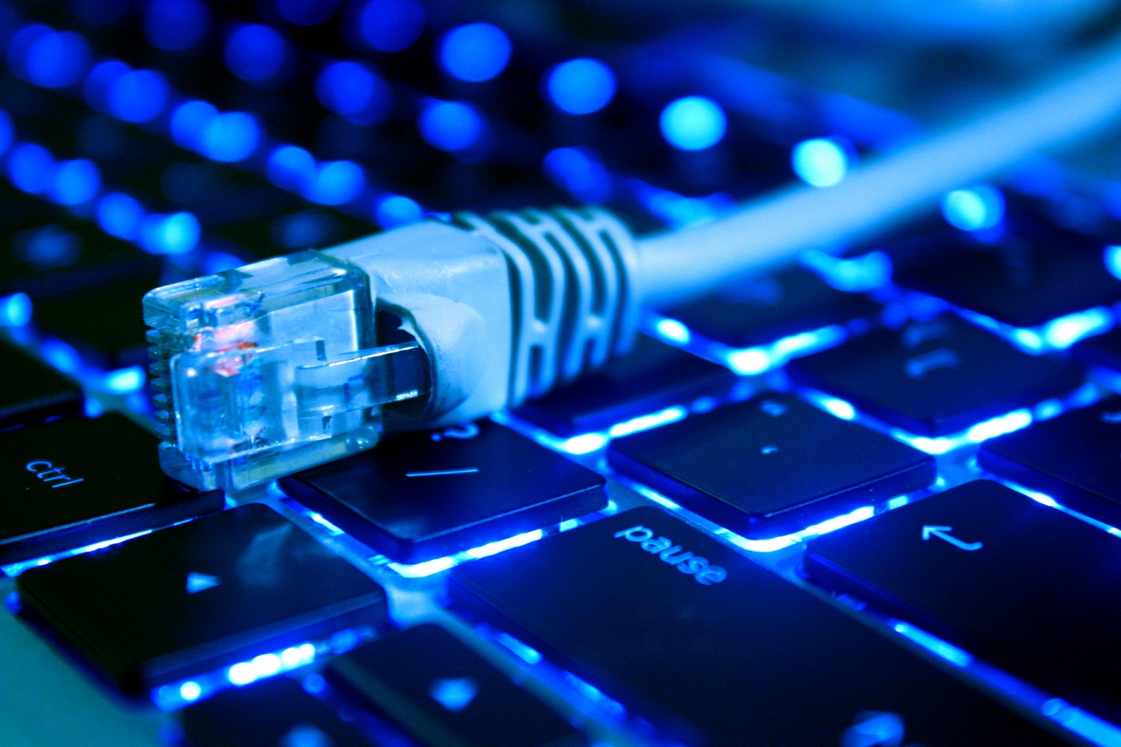 中国的网民数量已经达到10.79亿！固定宽带下载速率提高15.1%
