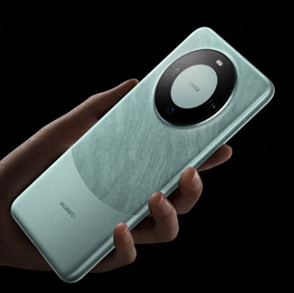 曝出华为正在清理骁龙机型库存，即将全面切换产品线。
