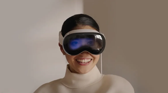 据透露，苹果首款头条视界Pro将于明年3月开售，售价将超过25000元。
