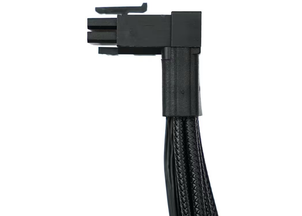 RTX4090各式各样被烧毁：海云将16针电源线弯曲90度
