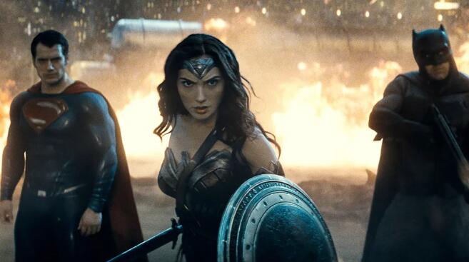 10年后，超人和路易丝的版权进入了公共领域
