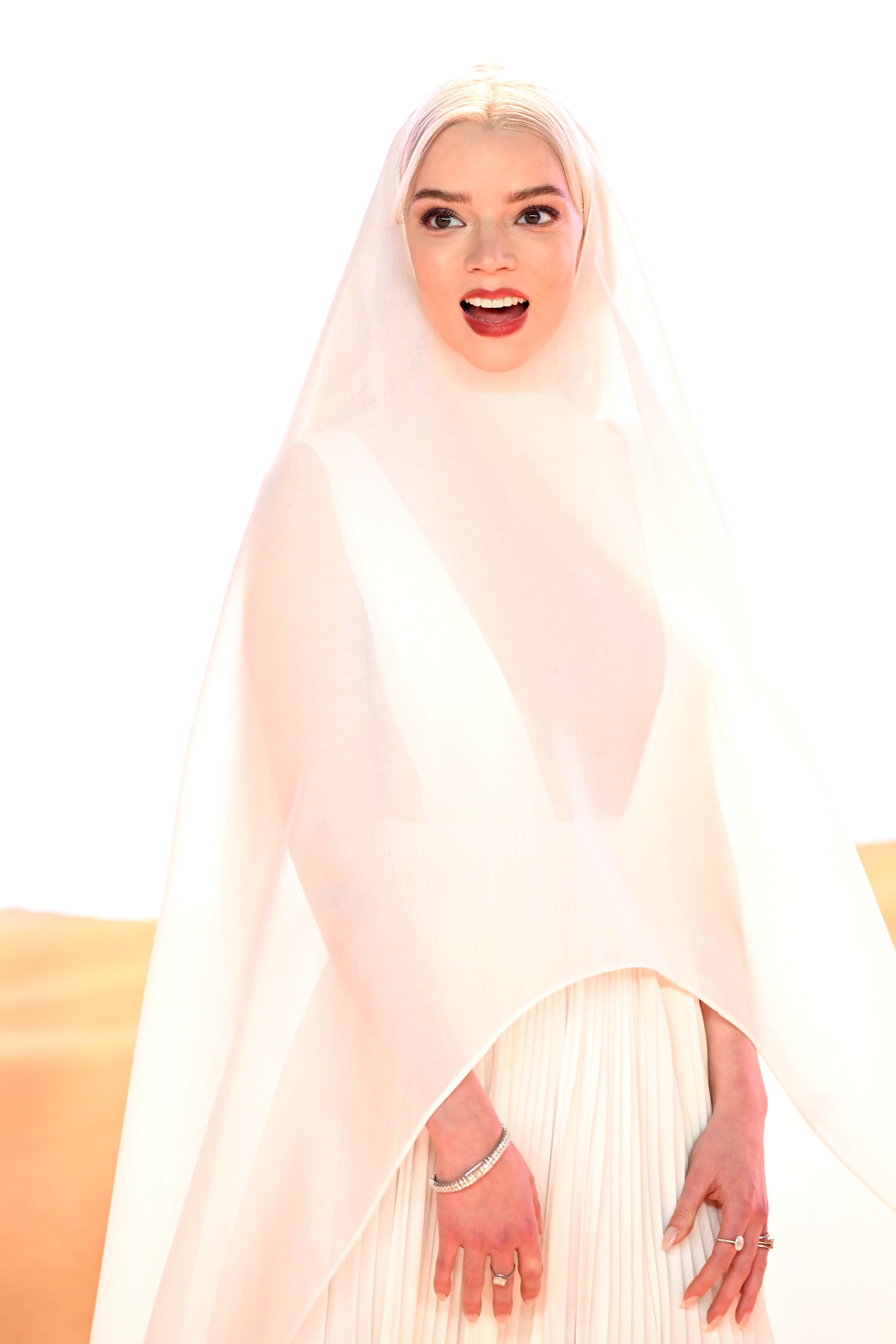 《后翼弃兵》明星安雅·泰勒-喜悦确认她在《沙丘2》中的角色
