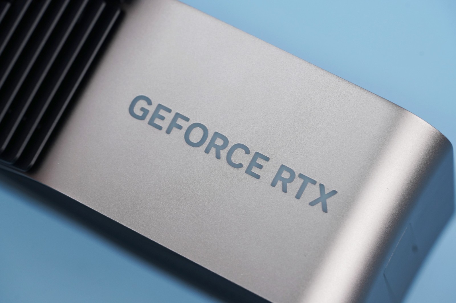RTX50系列显卡细节曝光：NVIDIA欲用新接口功耗飞起来
